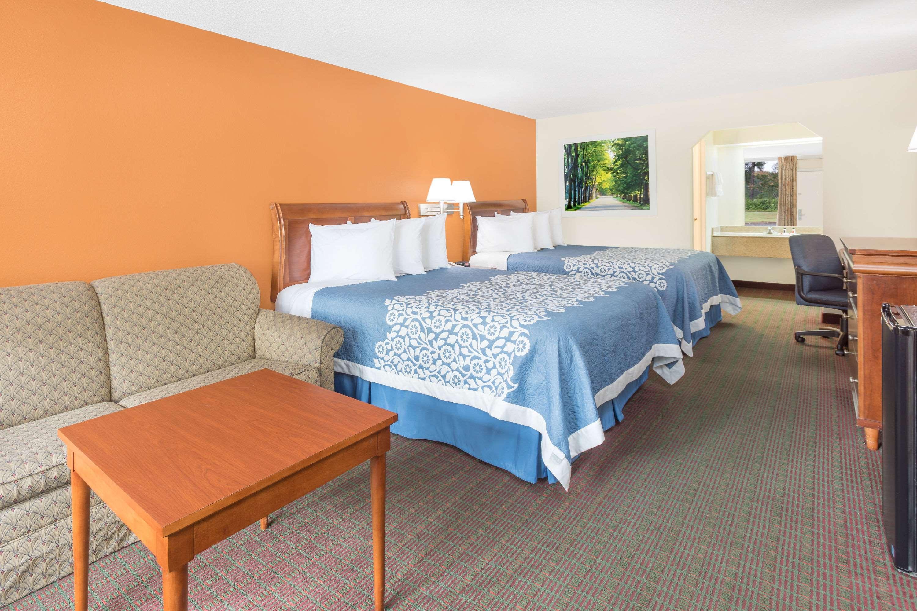 Days Inn by Wyndham Orangeburg South Exterior foto