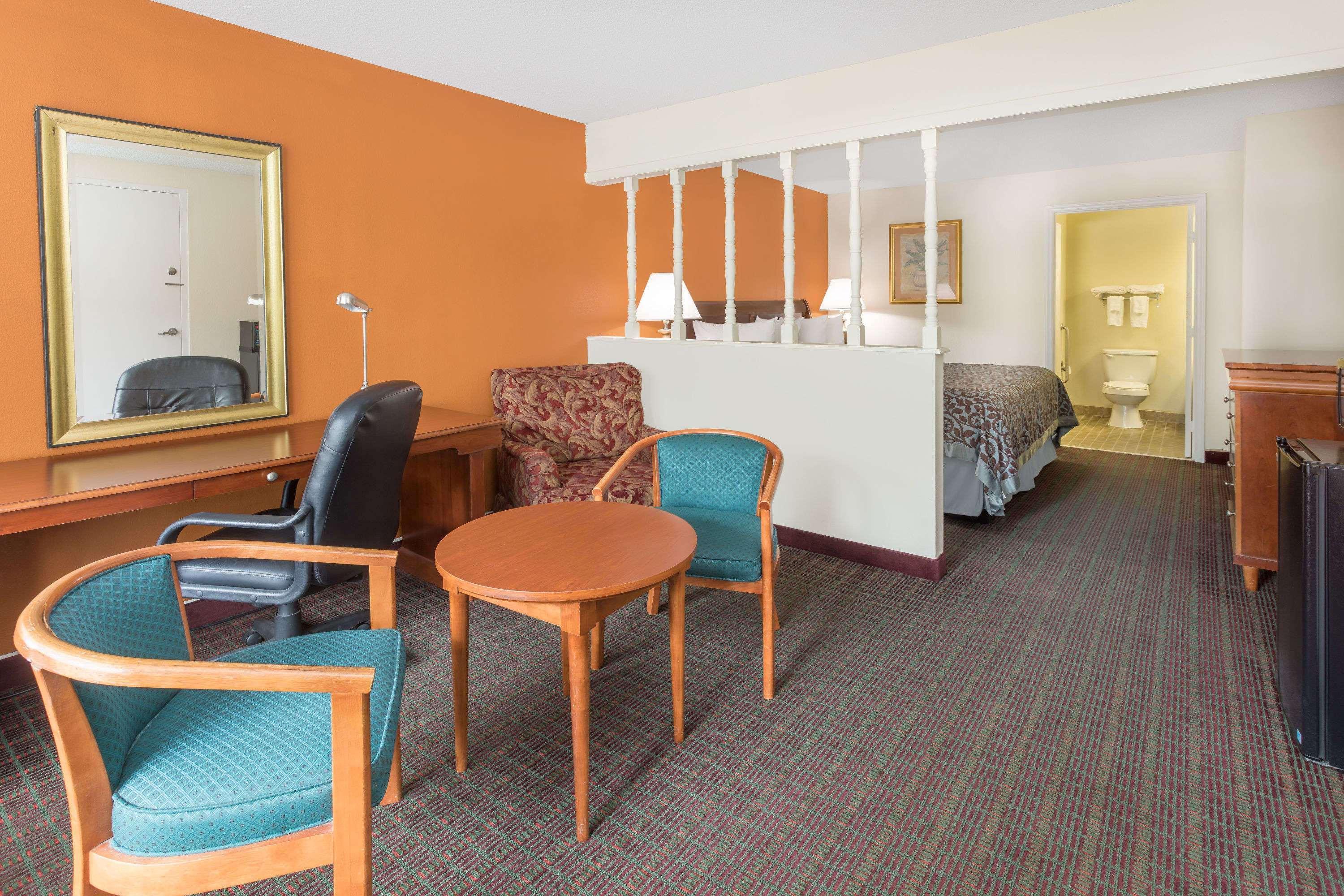 Days Inn by Wyndham Orangeburg South Exterior foto