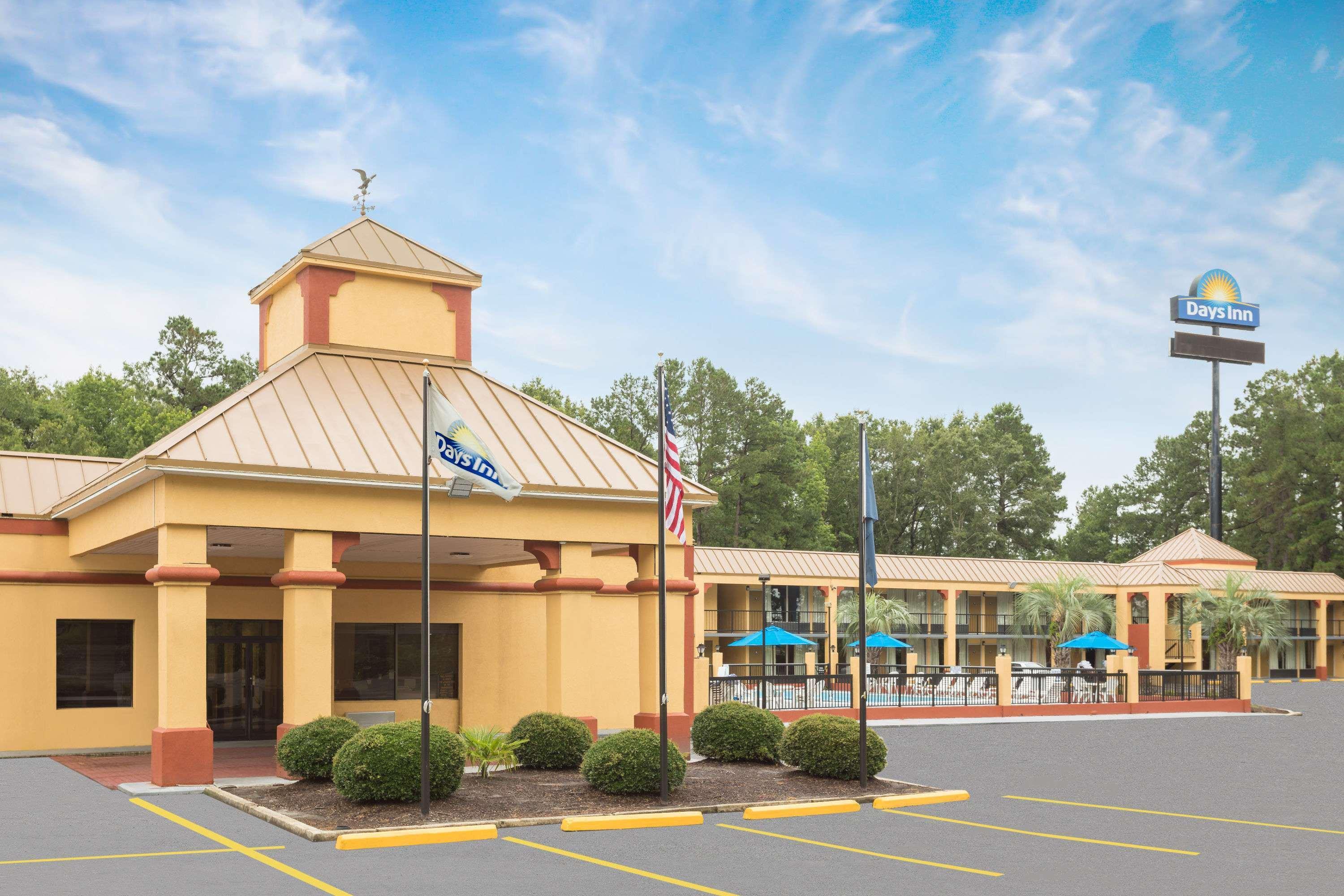 Days Inn by Wyndham Orangeburg South Exterior foto